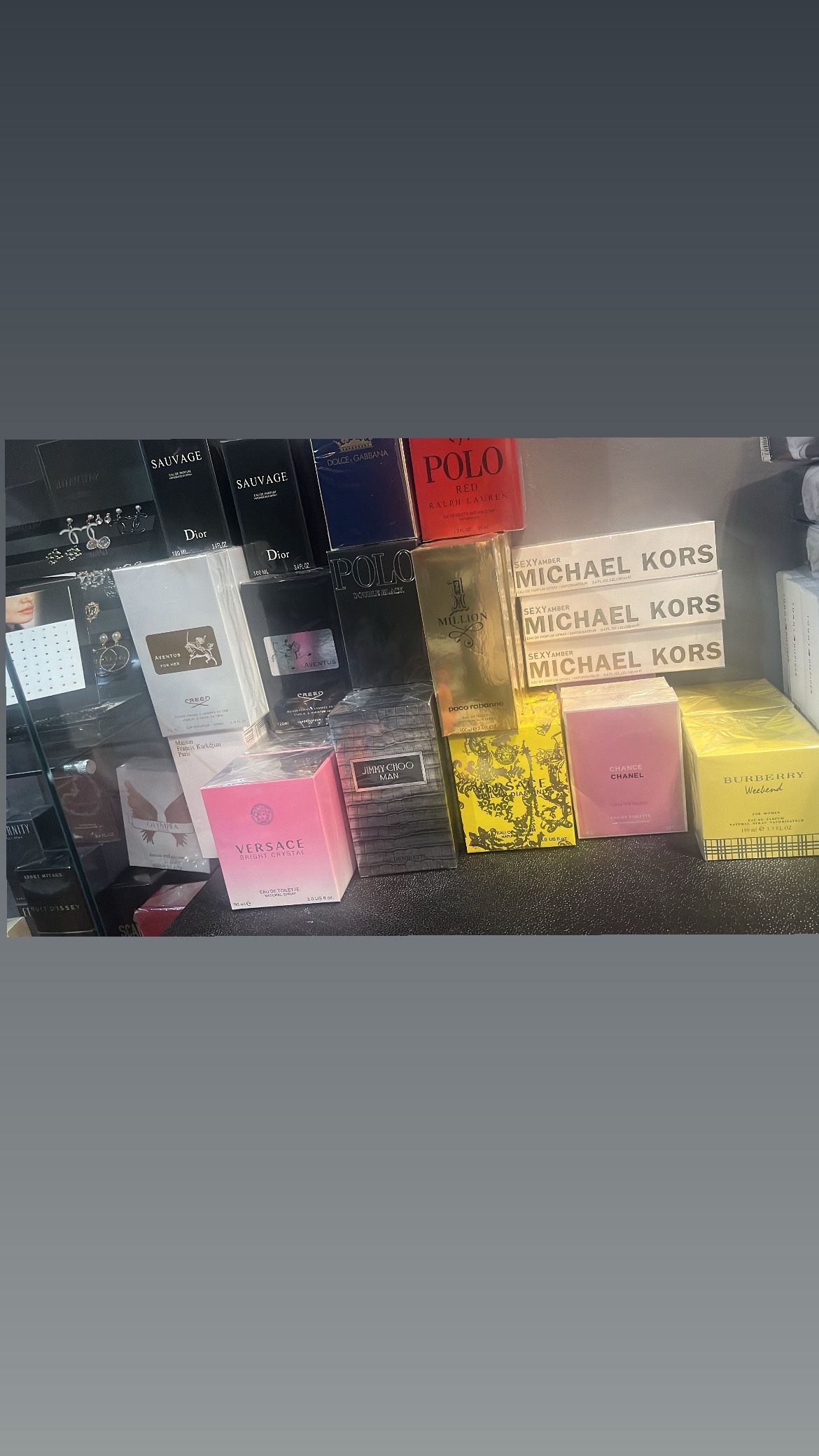 Perfume & Cologne 