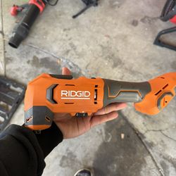 Ridget 18v oscillating multi tool