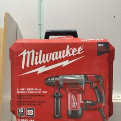 Milwaukee 5268-21 Rotary Hammer Kit