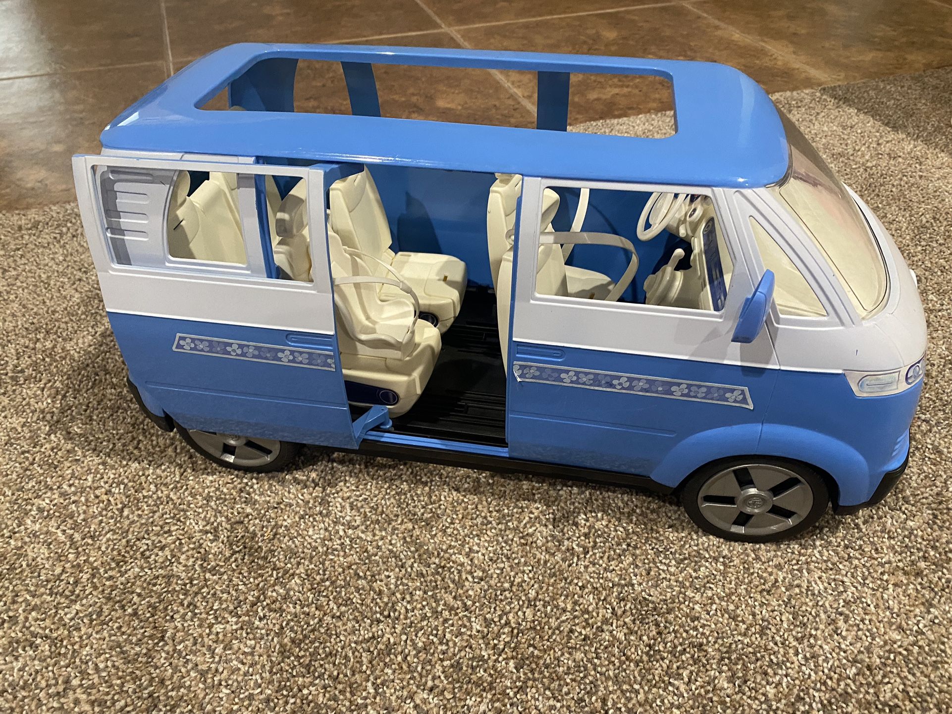 Vintage Barbie 2002 VW Microbus Blue for Sale in Apple Valley, UT