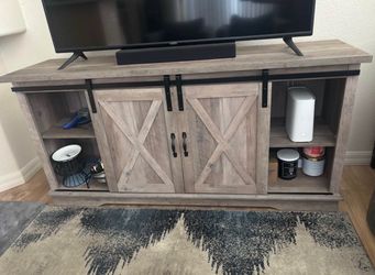 Nice tv drawer