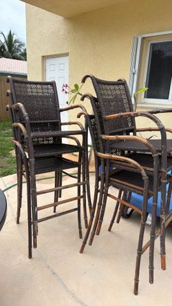 6 high chairs