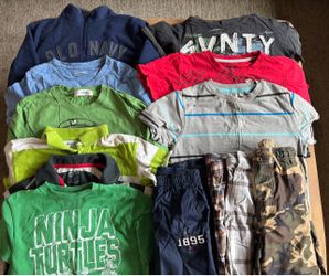 Boys size 6/7 Assorted Clothing Lot