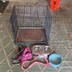 Medium Size Dog Crate And Bowls/leashes