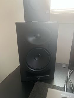 Kali Audio LP6 V2