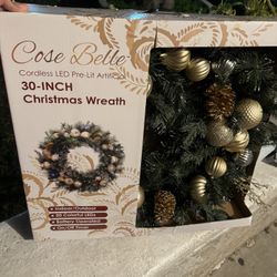 30 Inch Gold Christmas Pre Lit Wreath 
