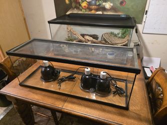 20 Gal Bearded Dragon Tank With Lights And Housing