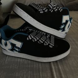 DC  shoes 