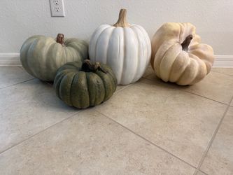 Set of 4 Decorative Fall Large Pumpkins