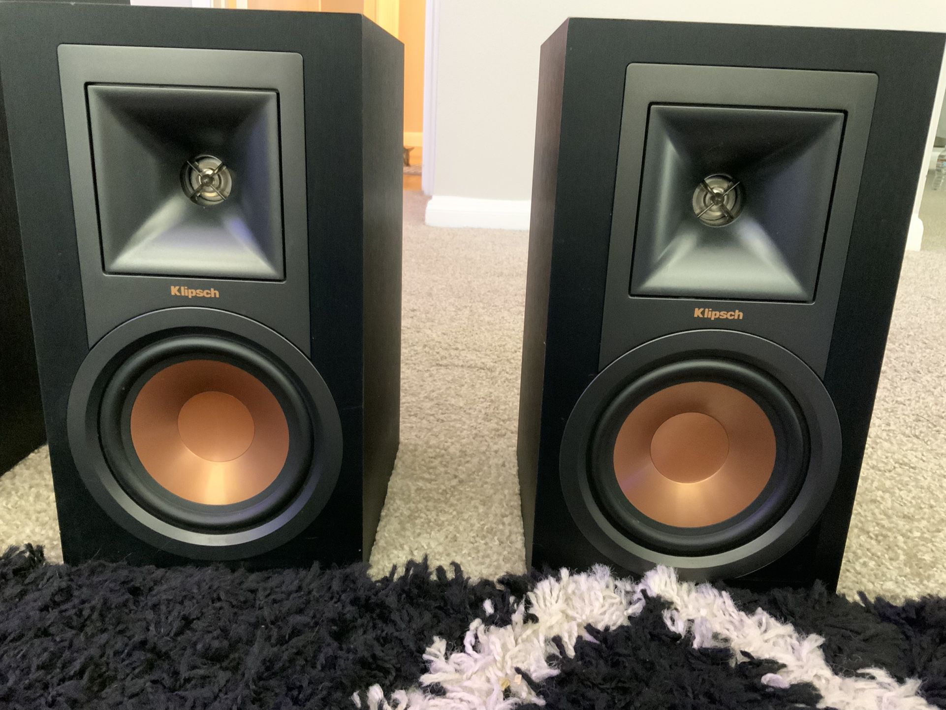 Please Read,Klipsch Powered Monitors  Bluetooth  speakers Only ,Sub Is Already Sold…