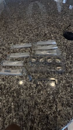 Cabinet handles