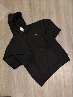 Alo black hoodie brand new never worn comes with everything new