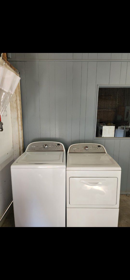 SET WASHER AND DRYER WHIRLPOOL GOOD CONDITION BOTH ELECTRIC LARGE CAPACITY HEAVY DUTY DELIVERY AVAILABLE WE DO REPAIRS 