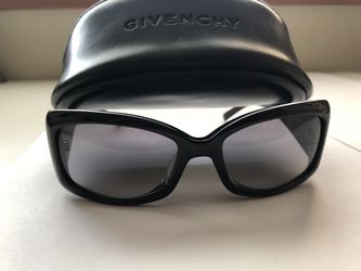 Givenchy Sunglasses Like New For Women’s Made In Italy