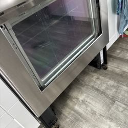Frigidaire Stove 30 In 5 Burner Electric Range 