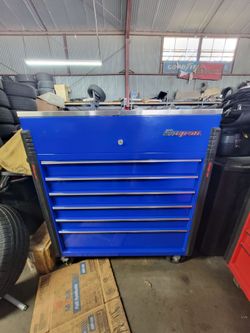 Snap on 40" Tool Box Rolling cart  Model ( KRSC43PCM )