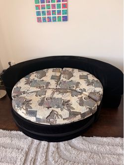 Rare Vintage 80s Postmodern 80" Convertible Circle Sofa & Bed – Memphis Style