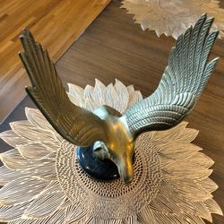 Solid Brass Eagle Statue/ Figurine 