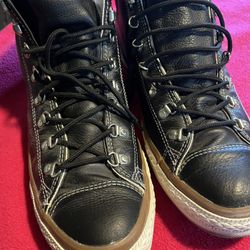 Botas Converse de hombre 13 Precio 20  dolares