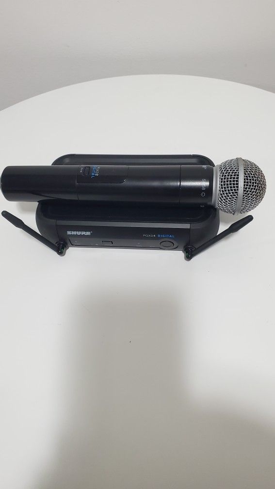 Shure Wireless Microphone $200