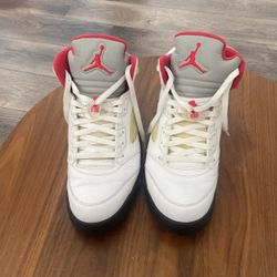 Jordan 5  Fire Red 