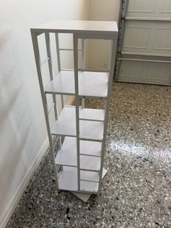 Spinning bookcase