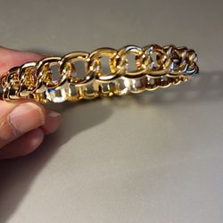 Elegant Graziano Gold Plated Bangle Bracelet 