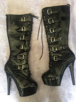 Size 9 knee high pleather boots