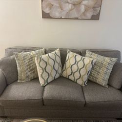 Sleeper/ Sofa Cama 