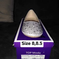 New Women’s Flats Shoes Available In Size 8,8.5