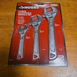 3 Piece Adjustable Wrench Set