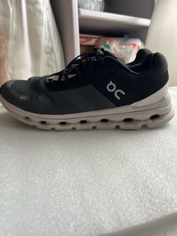 Men's "On Running" Cloudrunner running shoes