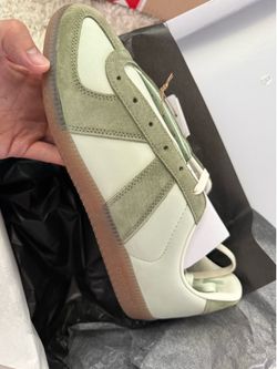 Kith Adidas BW Army tent green size 10