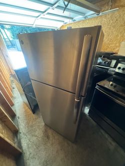 ge stainless refrigerator