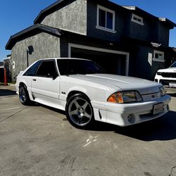 1990 Ford Mustang