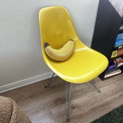 Vintage Yellow Herman Miller Eiffel Chair