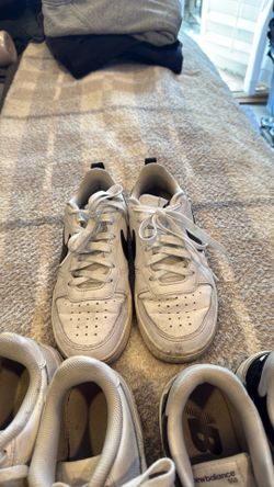 3 pairs Youth 5/5.5 Nike New Balance sneakers
