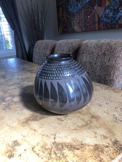 Handmade southwestern pot.