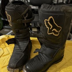 Fox Riding Boots Size 4youth 