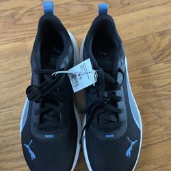 NWT Puma Men's rocket fuel Sneakers Size 8.5