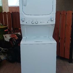 Washer And Gas Dryer Stakable De 27