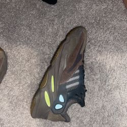Yeezys 700
