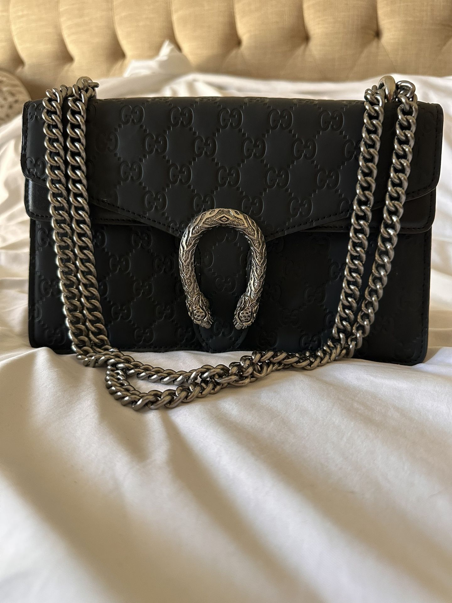Gucci Shoulder Bag 