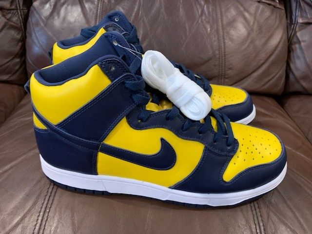 Nike Dunk High Michigan