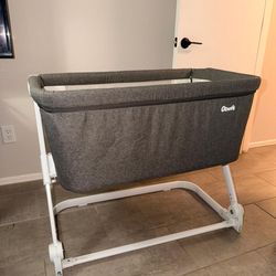 Baby Bassinett / sleep beside me