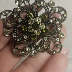 Vintage Brooch Jewelry Green Rhinestone Flower