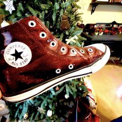 Rare: Red Wine Glitter Converse