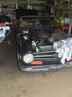 Triumph TR6 with Chevy 350/5spd