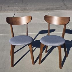 Costway Set of 2 Dining Chairs Upholstered Curved Back Side Chair Solid Wooden Legs