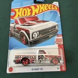 Hot Wheels Red Edition ‘67 Chevy C10